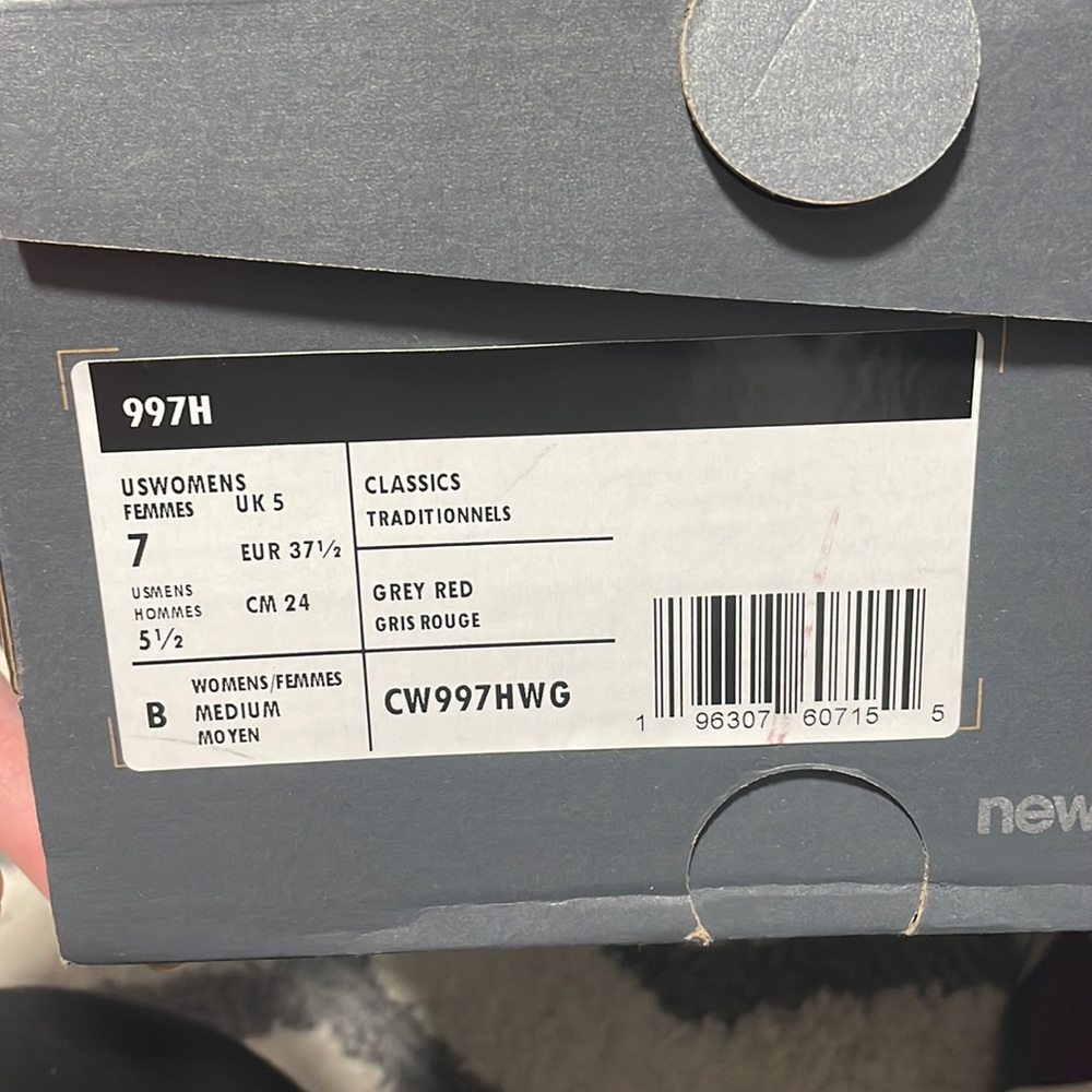 Brand new womens New Balance 997H size 7
